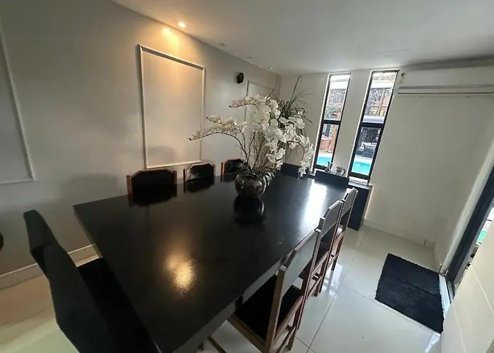 Casa con 7 Camere da Letto